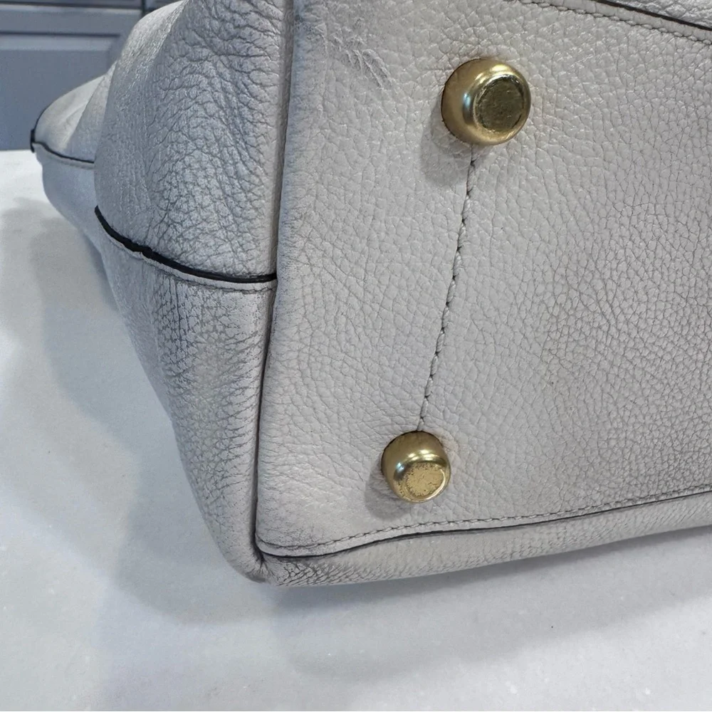 COACH Pebble Leather Taylor Medium Tote C Dangle Charm Chalk EUC
